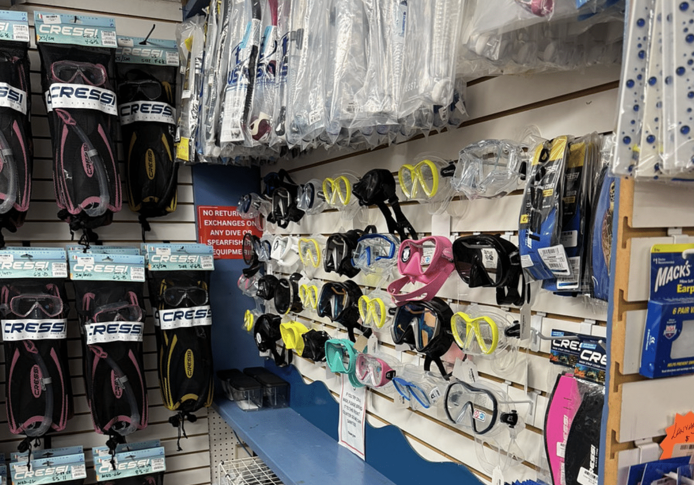 Best Snorkeling In The Florida Keys: Top Spots, Beaches And Tips 2 best snorkel spots in the florida keys image